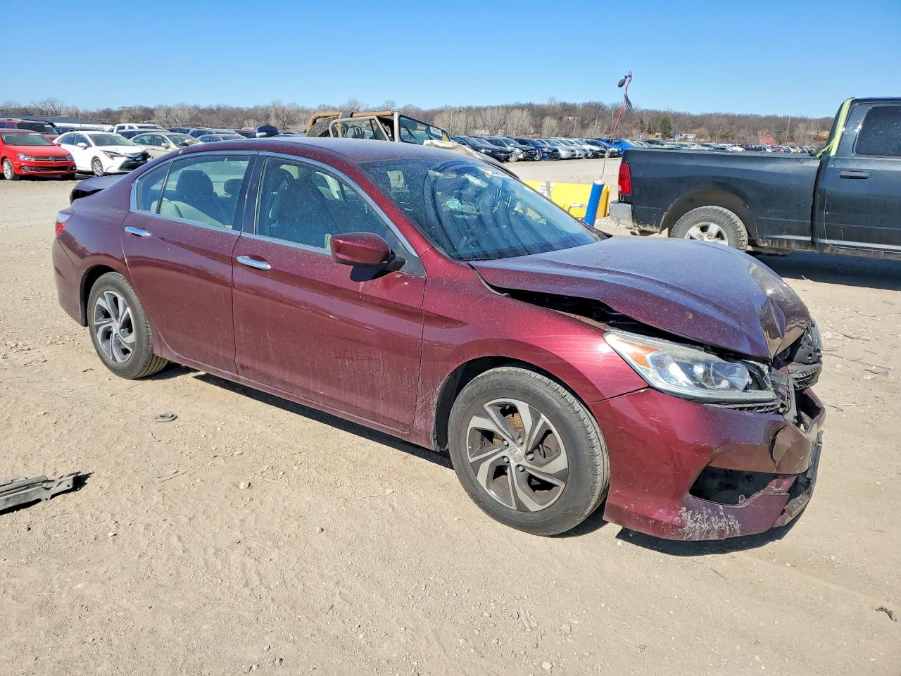 2016 HONDA ACCORD photo 4