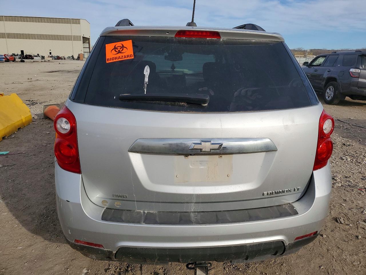 2015 CHEVROLET EQUINOX LT photo 6