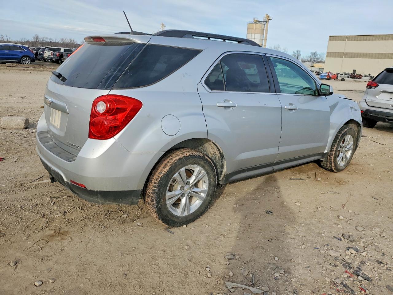 2015 CHEVROLET EQUINOX LT photo 3