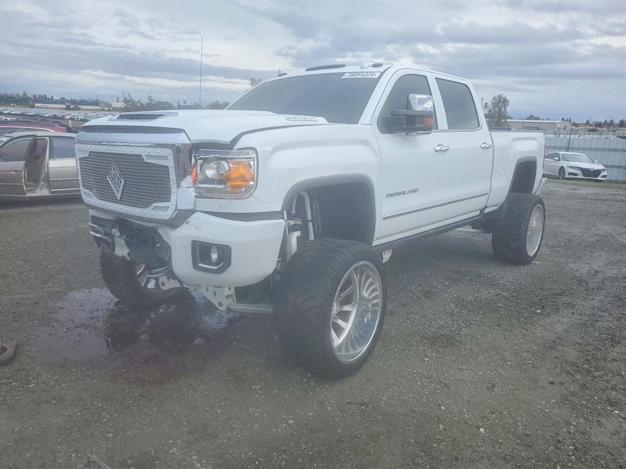 2017 GMC SIERRA