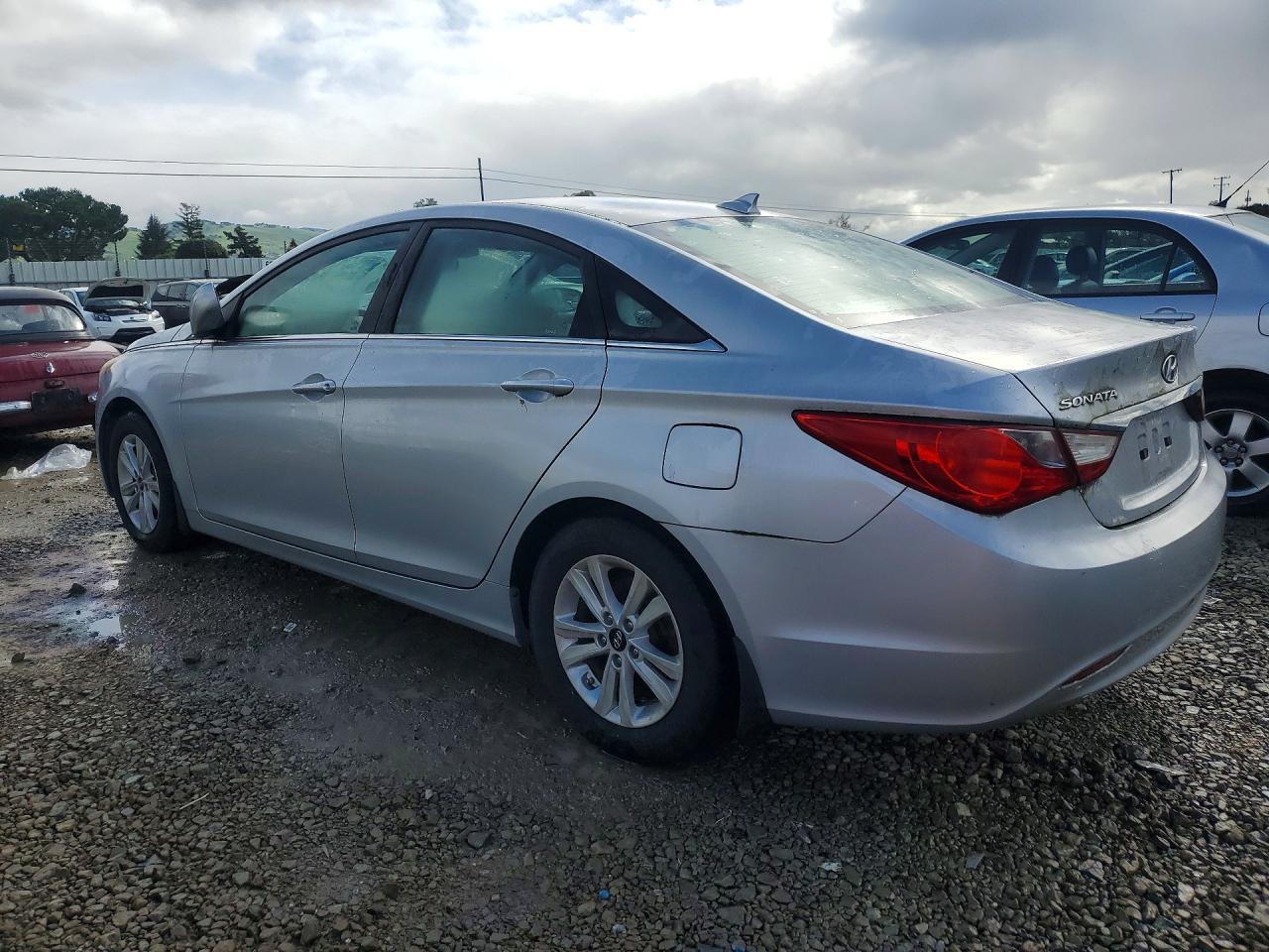2012 HYUNDAI SONATA GLS photo 4