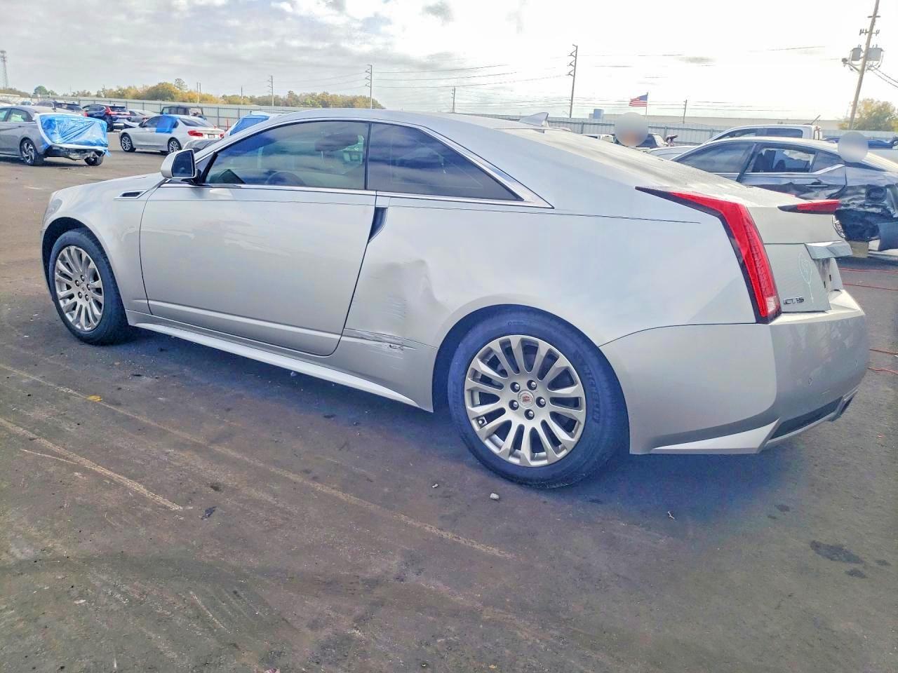 2012 CADILLAC CTS PERFORMANCE COLLECTION photo 2