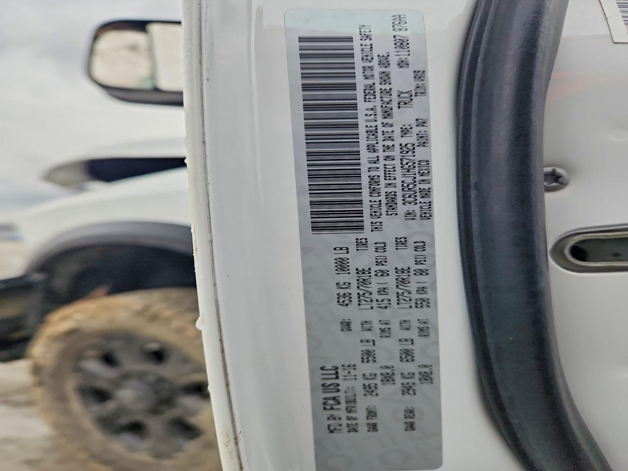 2017 RAM 2500 ST photo 12