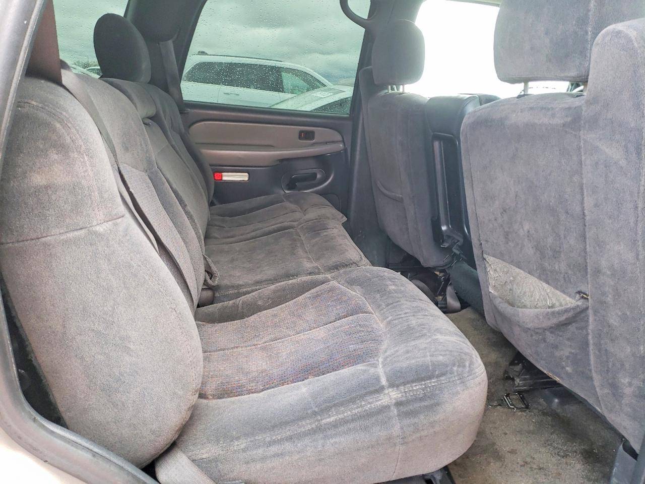 2001 CHEVROLET TAHOE C1500 photo 11