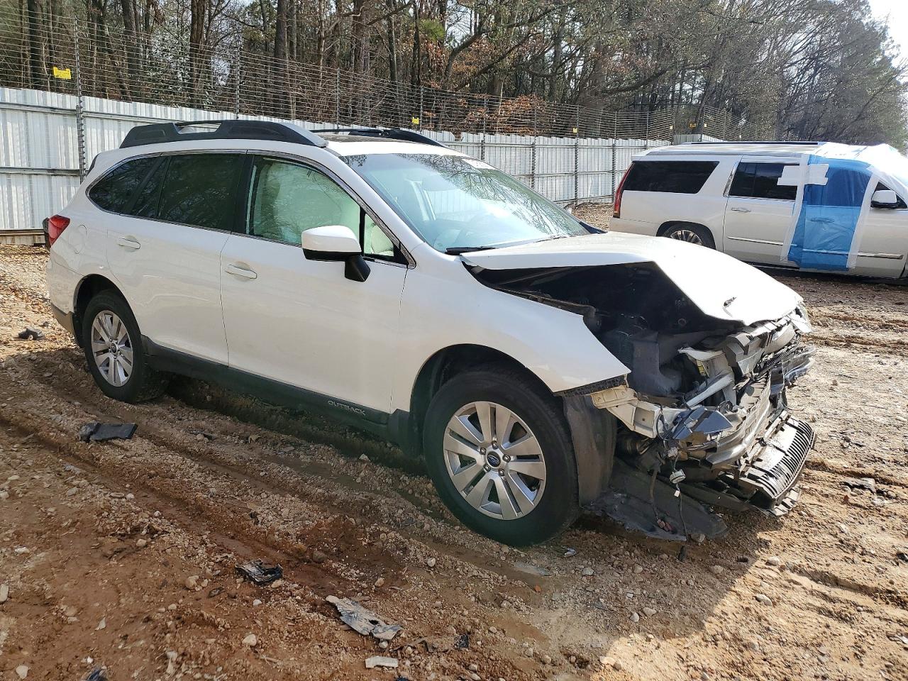 2015 SUBARU OUTBACK 2.5I PREMIUM photo 4