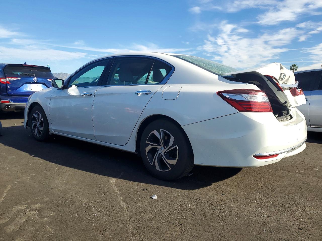 2016 HONDA ACCORD LX photo 3