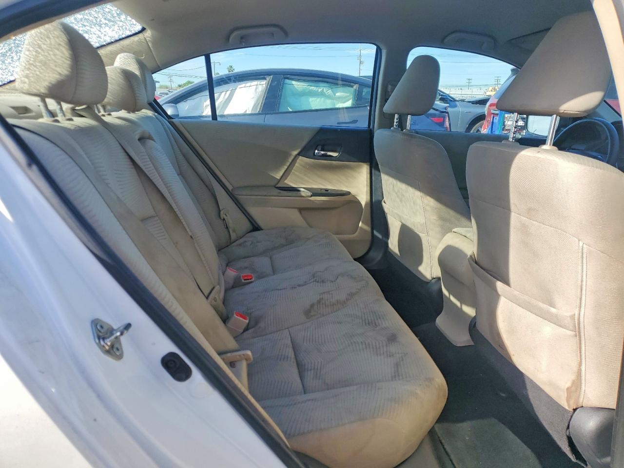 2016 HONDA ACCORD LX photo 19