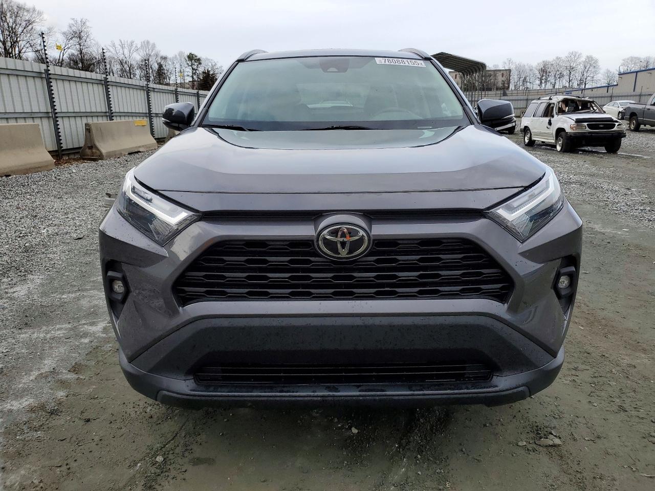2022 TOYOTA RAV4 XLE PREMIUM photo 5