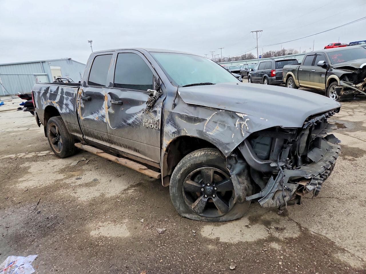 2016 RAM 1500 ST photo 7