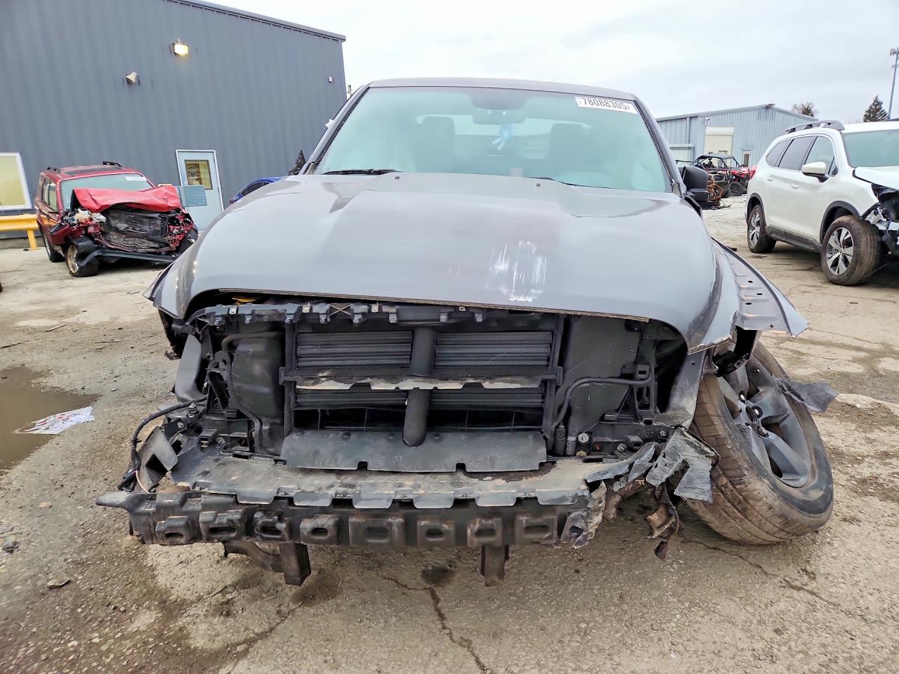 2016 RAM 1500 ST photo 9