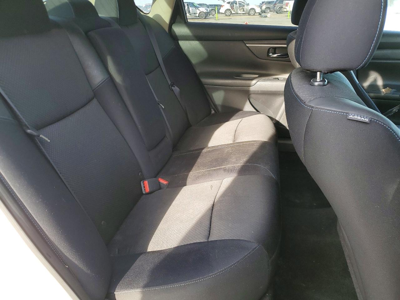 2017 NISSAN ALTIMA 2.5 SR photo 28
