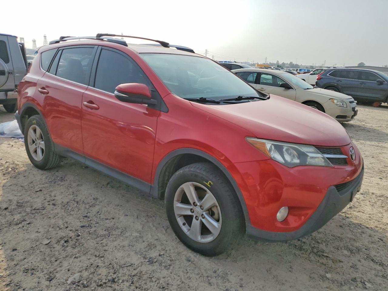 2014 TOYOTA RAV4 XLE photo 7