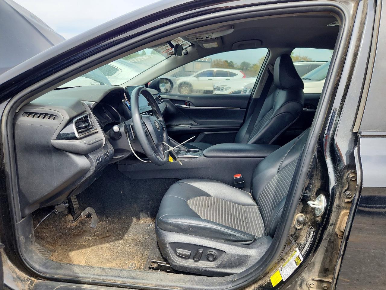 2023 TOYOTA CAMRY SE NIGHT SHADE photo 19