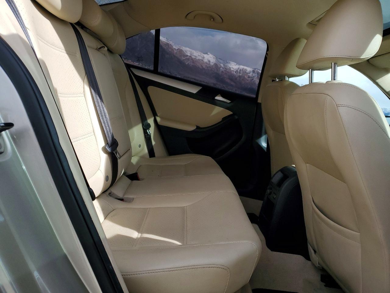 2013 VOLKSWAGEN JETTA HYBRID photo 10