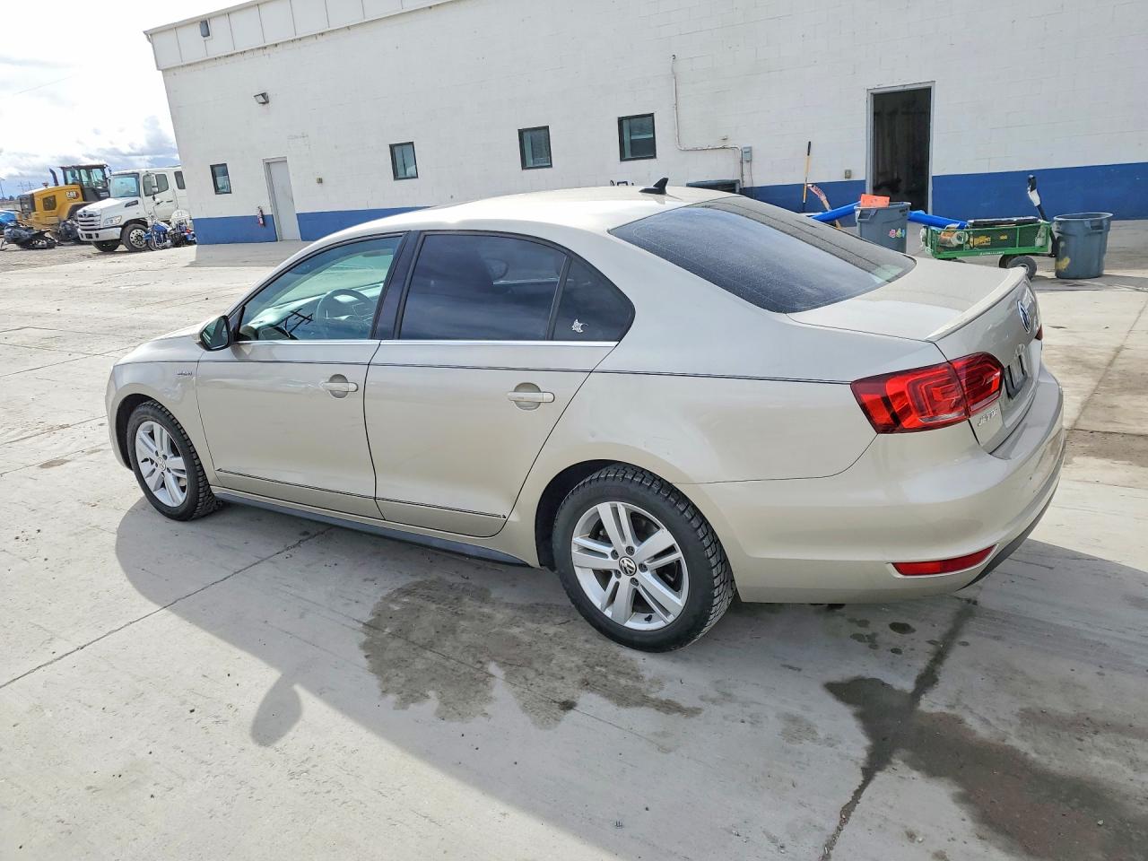 2013 VOLKSWAGEN JETTA HYBRID photo 2