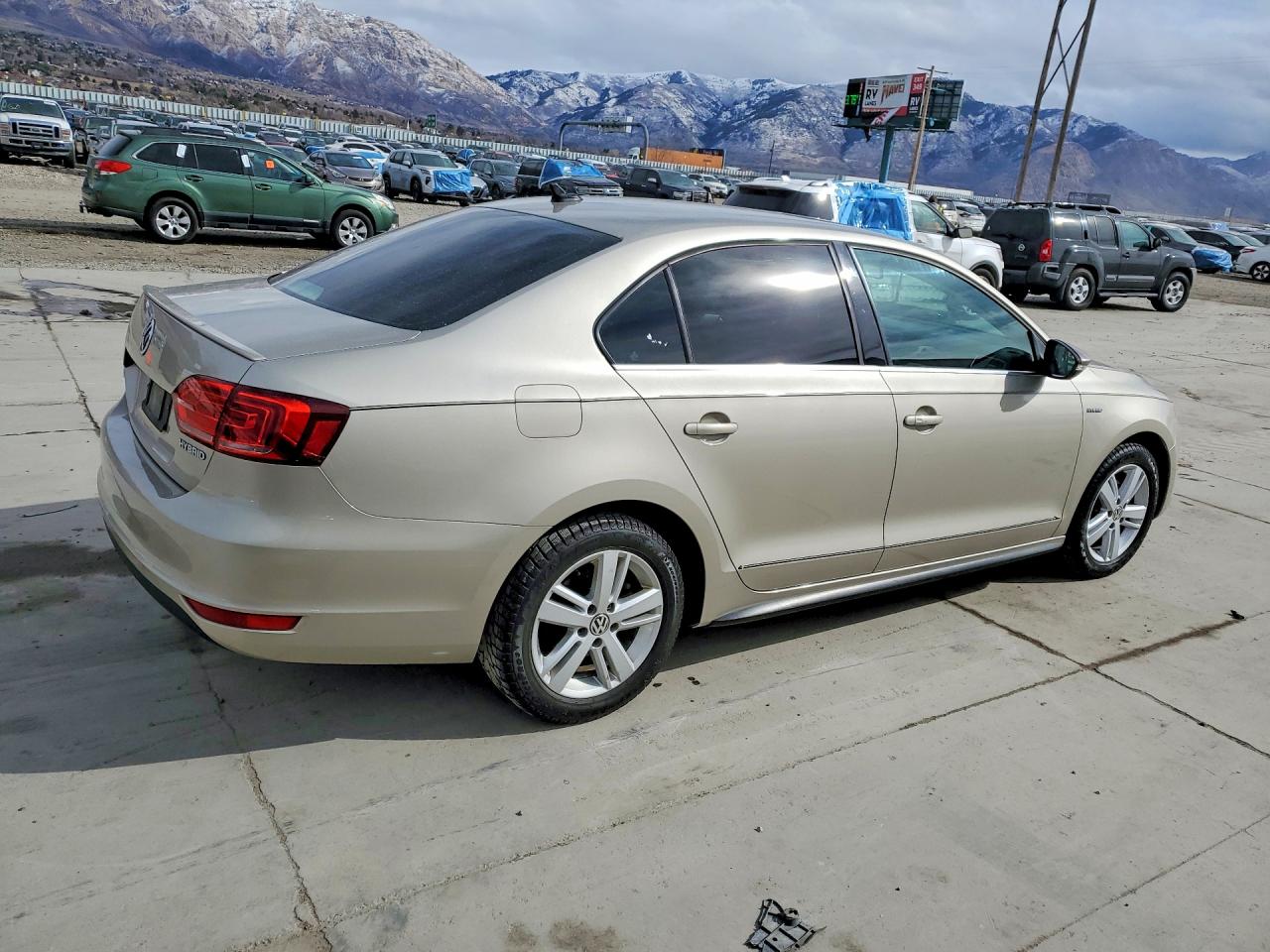 2013 VOLKSWAGEN JETTA HYBRID photo 3
