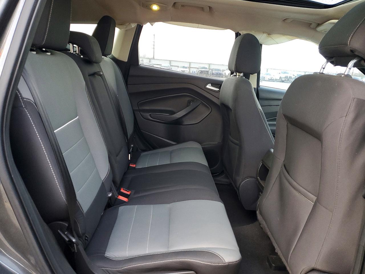 2015 FORD ESCAPE photo 11