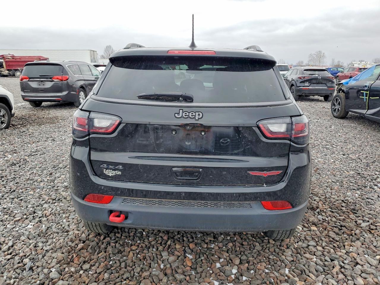 2022 JEEP COMPASS TRAILHAWK photo 6