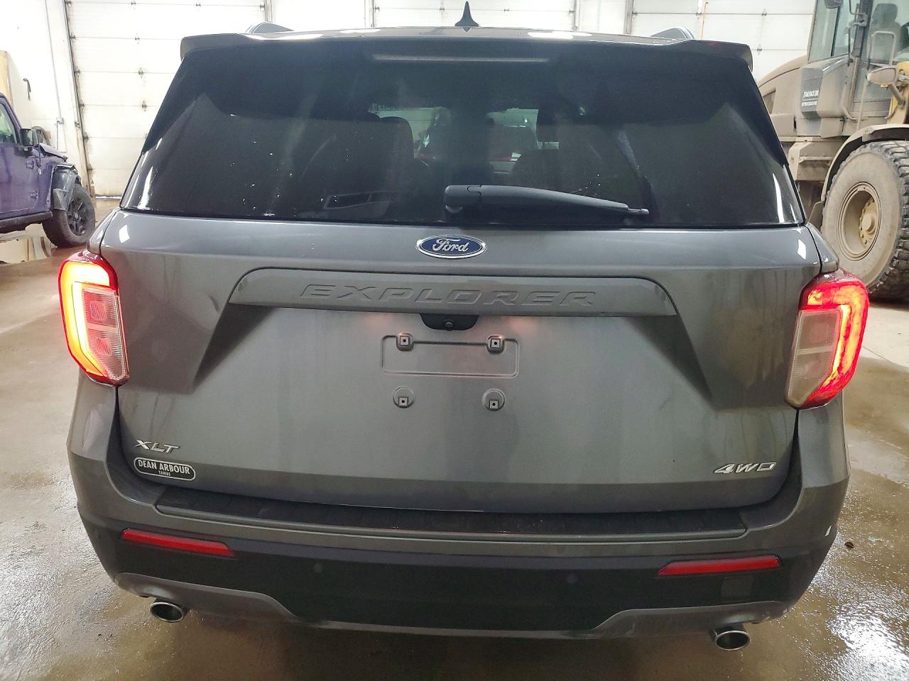 2021 FORD EXPLORER XLT photo 11