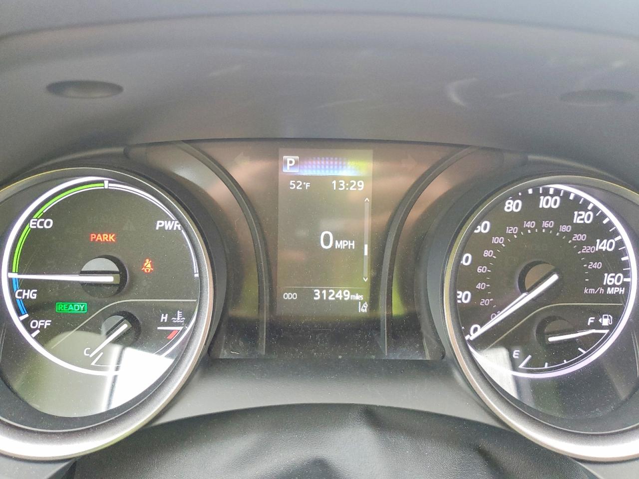 2021 TOYOTA CAMRY SE photo 9