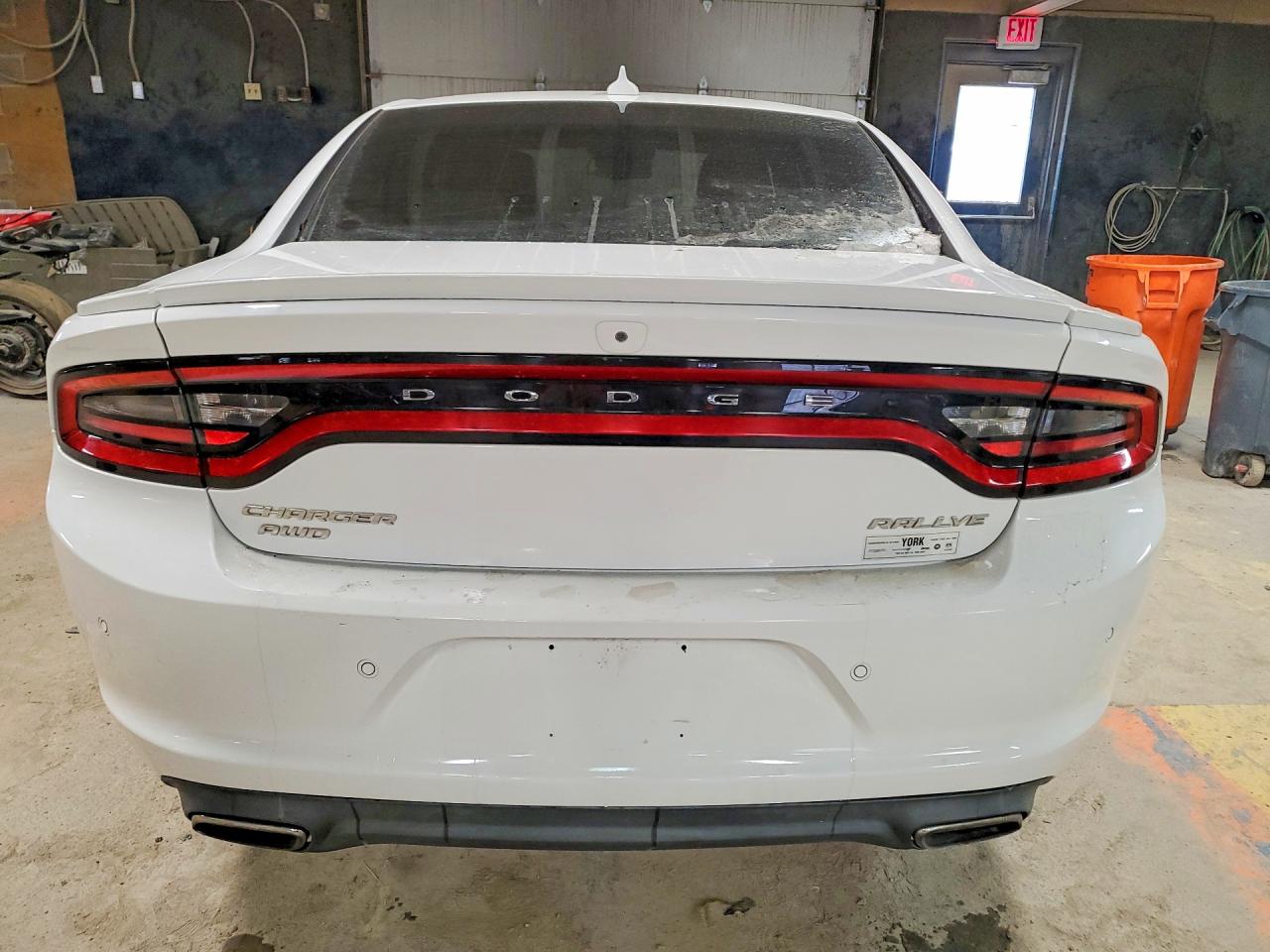 2015 DODGE CHARGER SXT photo 16
