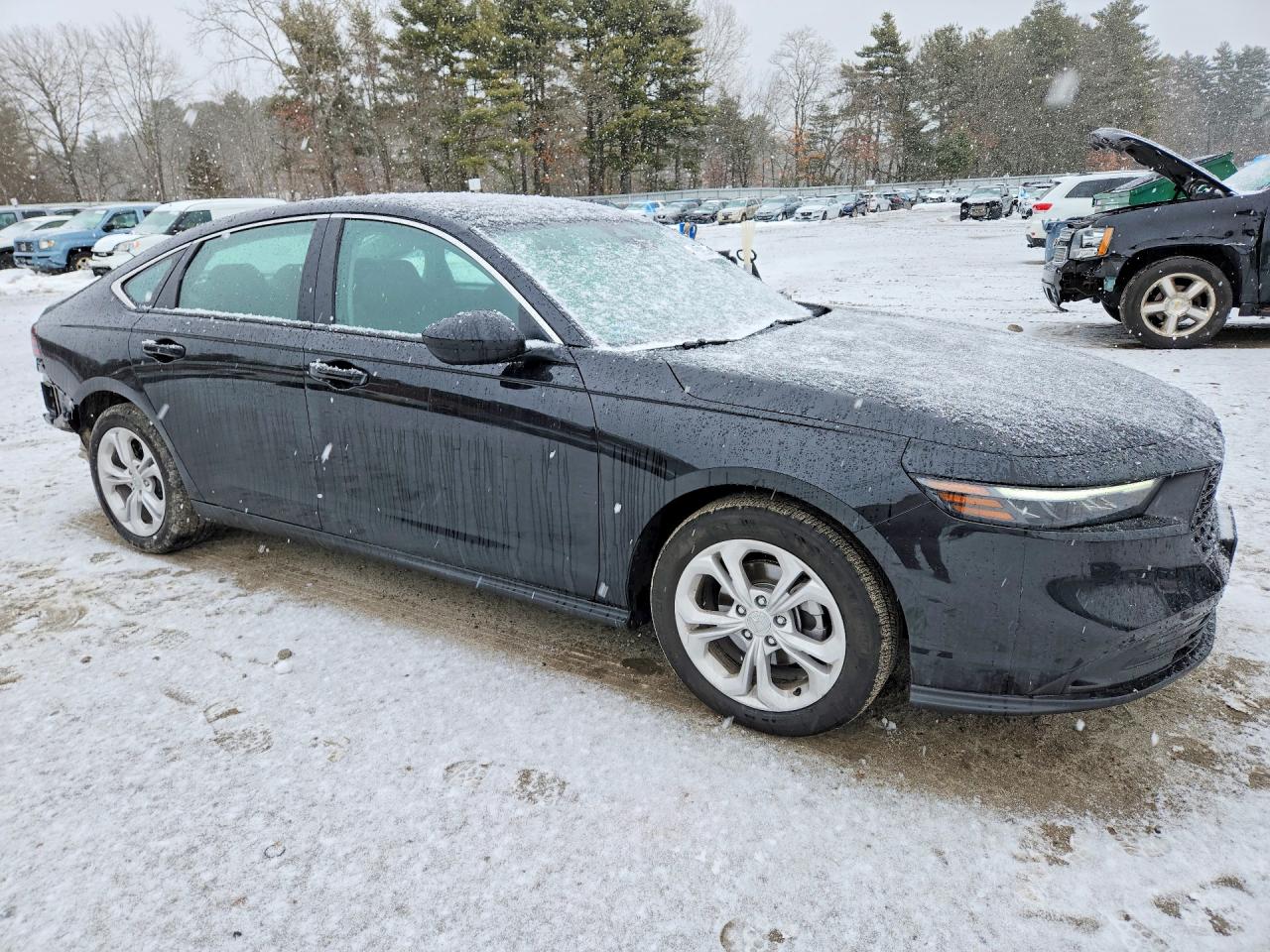 2025 HONDA ACCORD LX photo 7