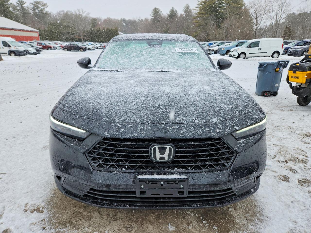2025 HONDA ACCORD LX photo 9