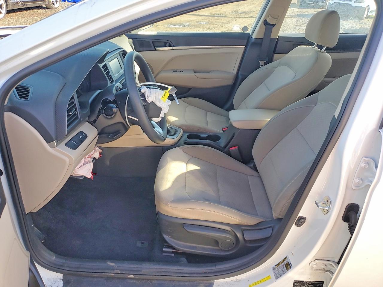 2020 HYUNDAI ELANTRA SE photo 7