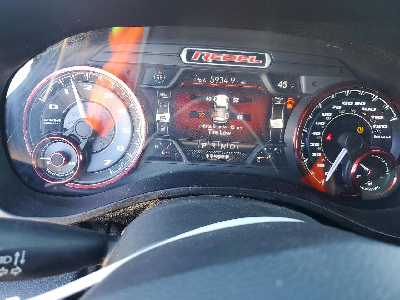 2019 RAM 1500 REBEL photo 9