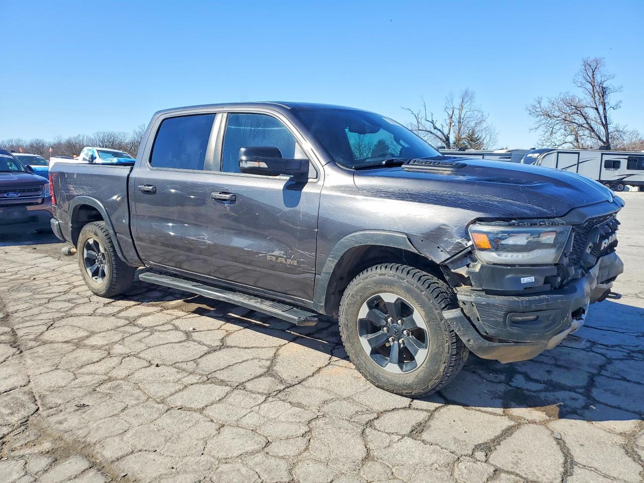 2019 RAM 1500 REBEL photo 4