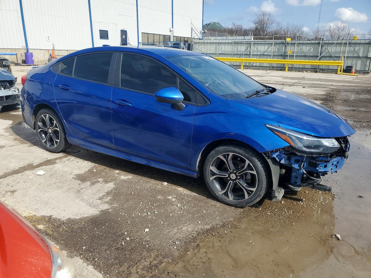 2019 CHEVROLET CRUZE LT photo 7