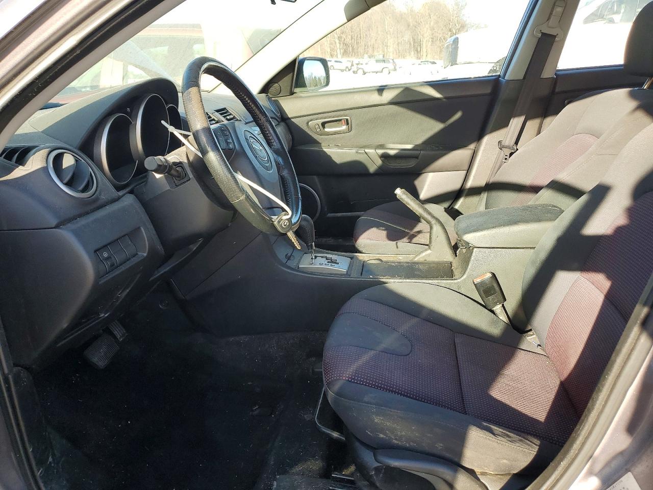 2005 MAZDA 3 HATCHBACK photo 7