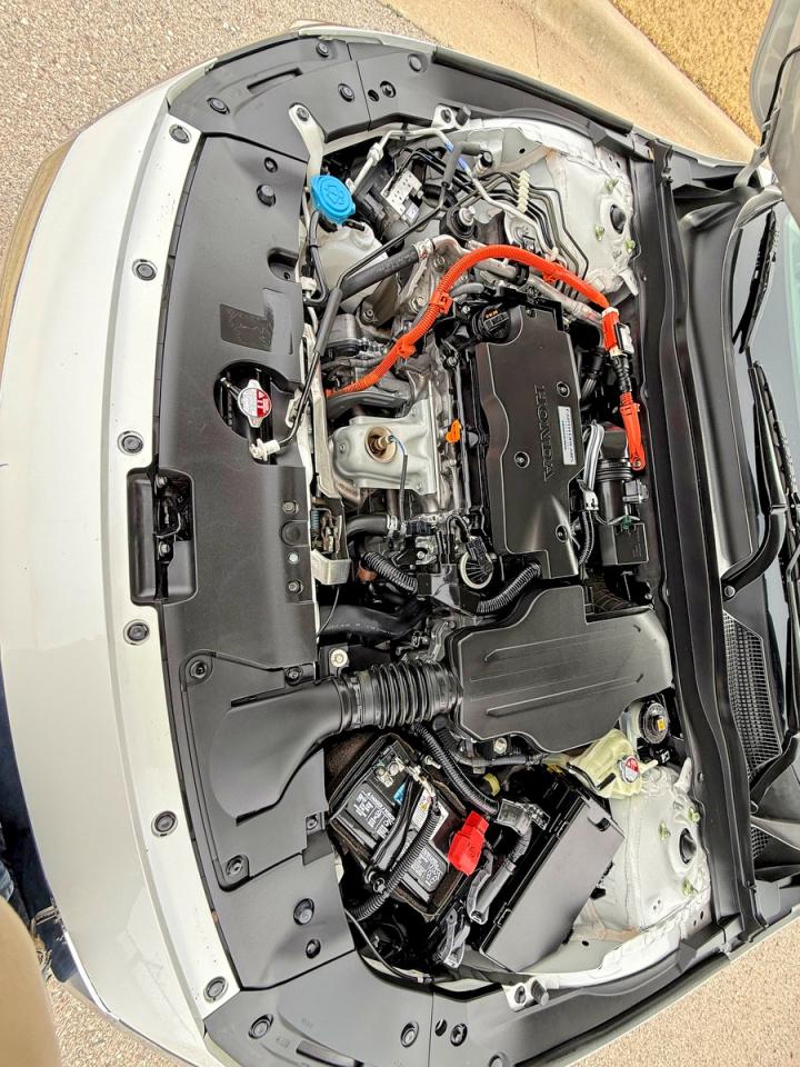 2018 HONDA ACCORD HYBRID EXL photo 19