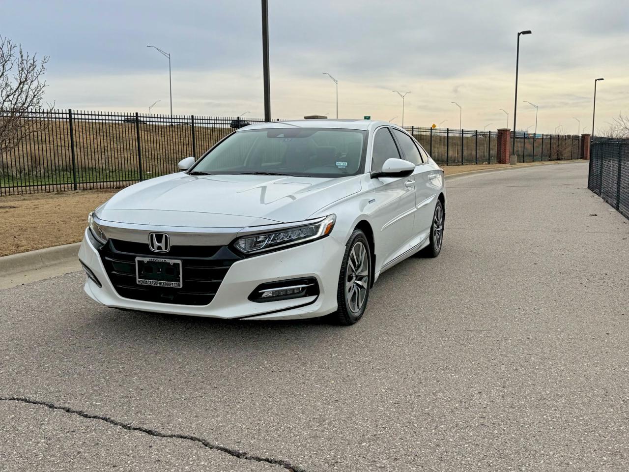 2018 HONDA ACCORD HYBRID EXL photo 4