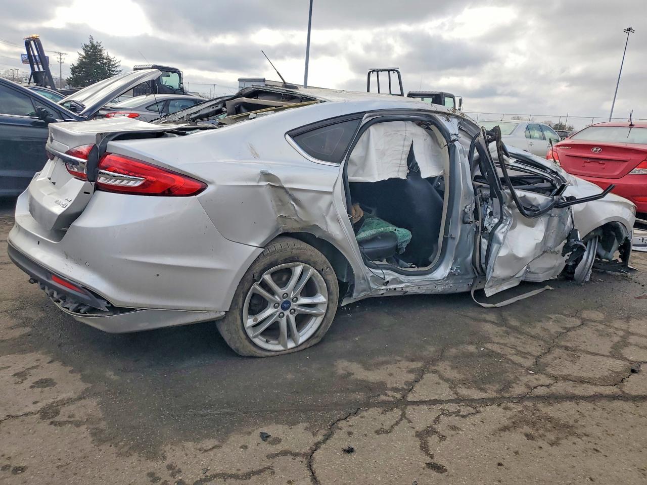 2018 FORD FUSION SE HYBRID photo 3