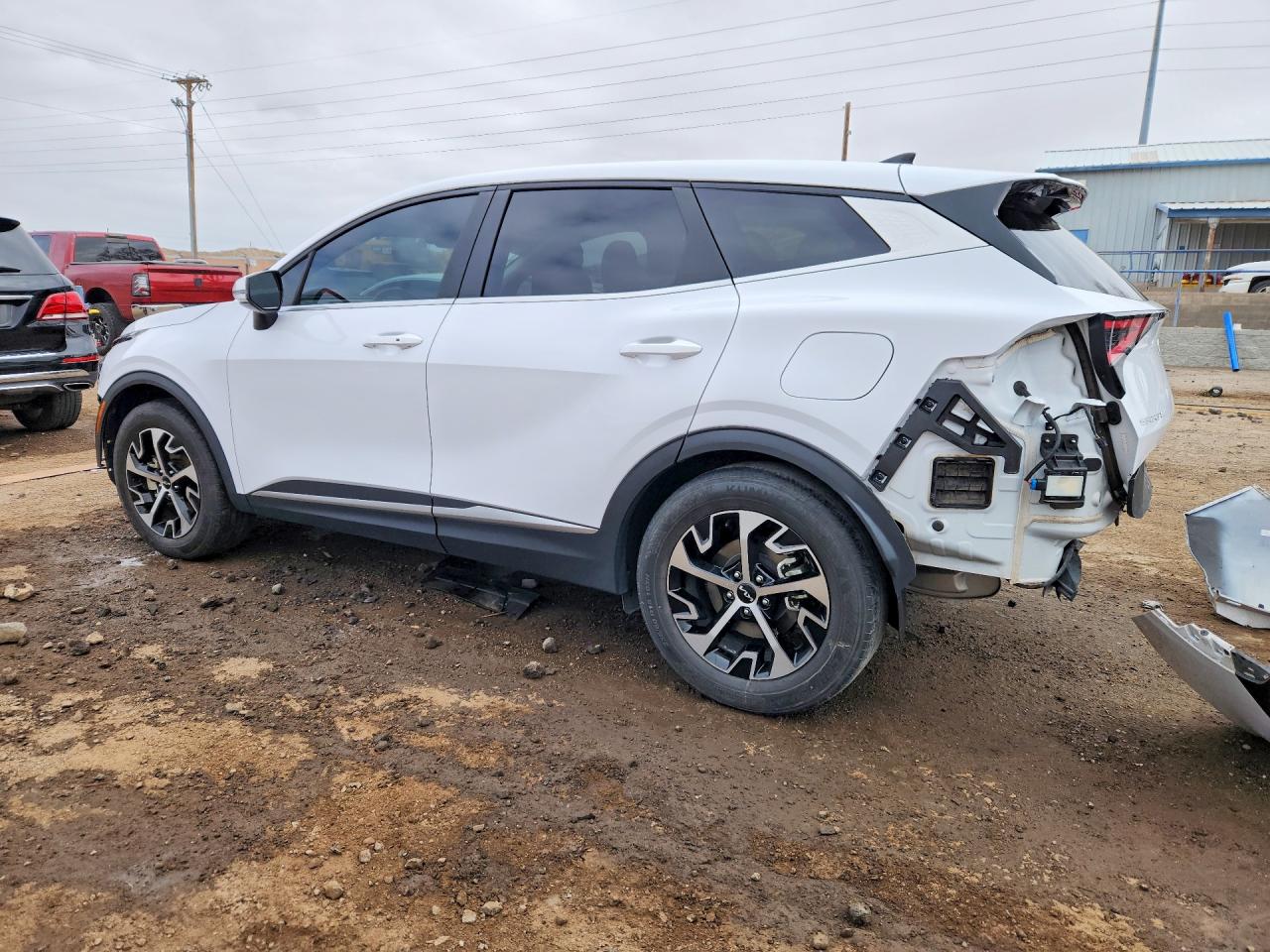 2023 KIA SPORTAGE EX photo 3