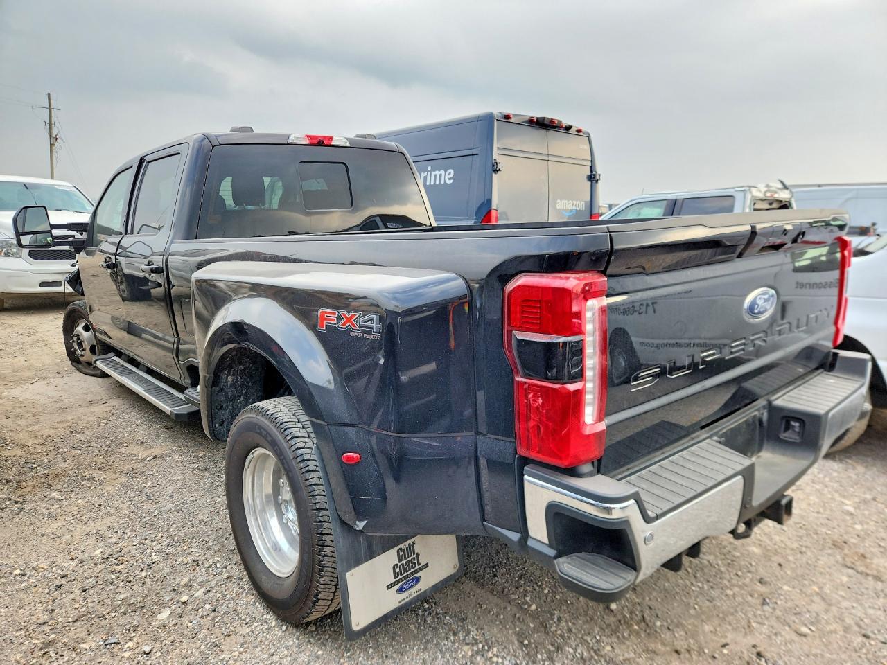 2025 FORD F350 SUPER DUTY photo 2