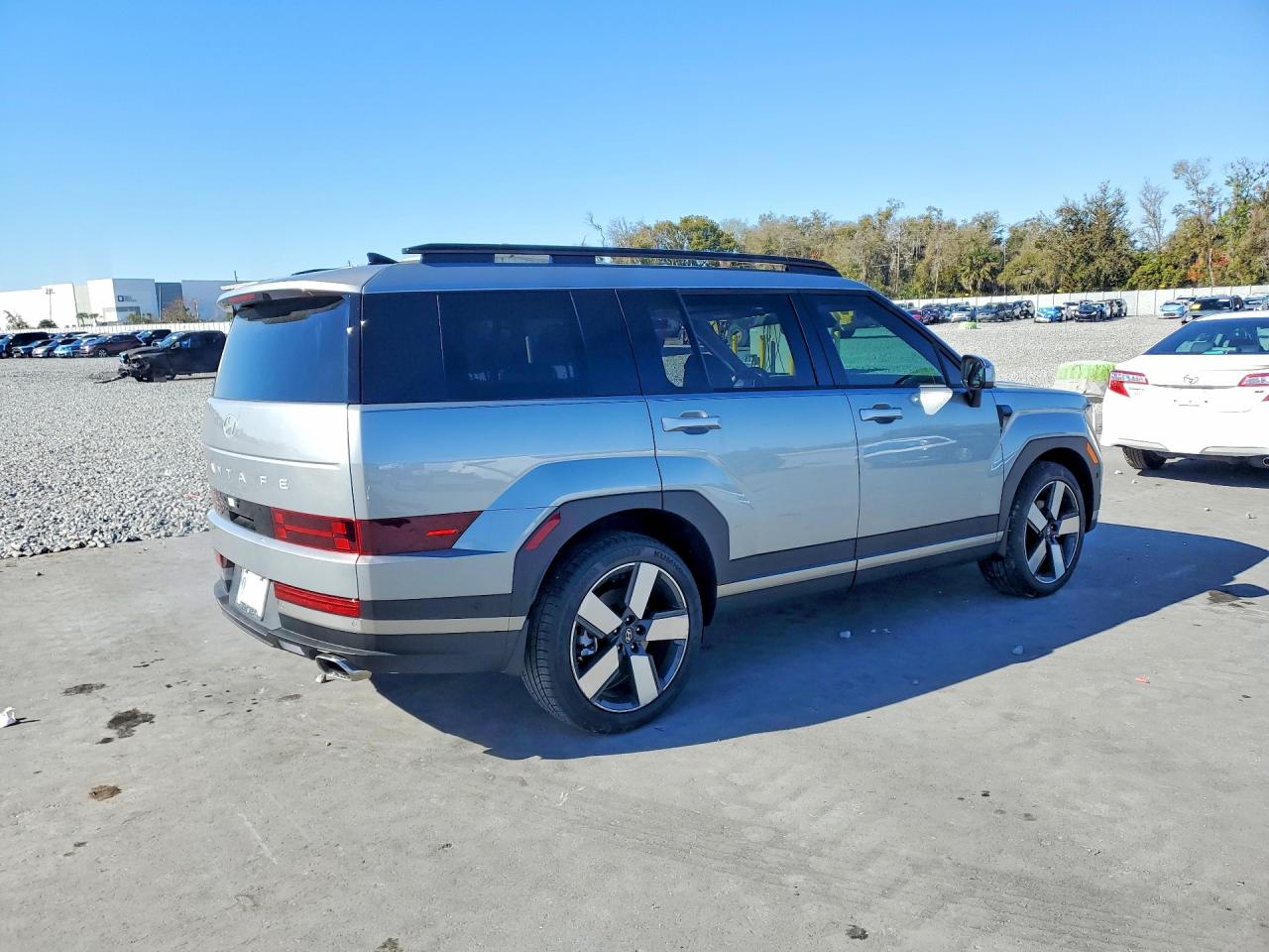 2026 HYUNDAI SANTA FE LIMITED photo 3