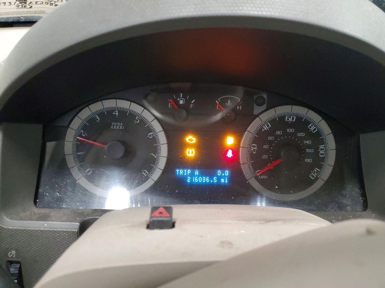 2008 FORD ESCAPE XLT photo 9