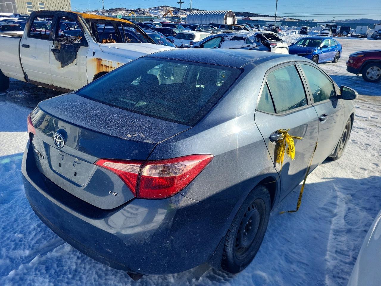 2017 TOYOTA COROLLA L photo 3