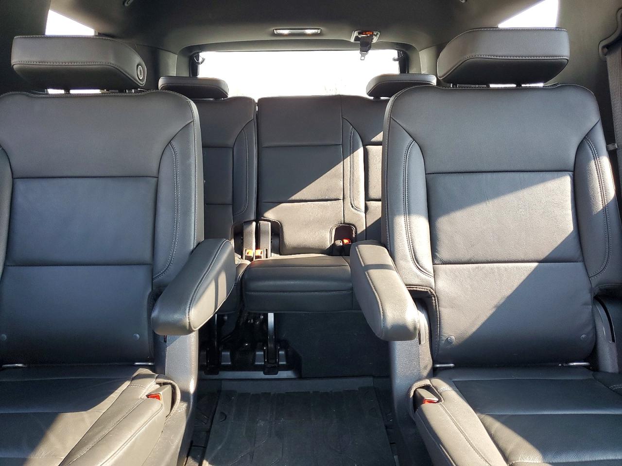 2021 CHEVROLET TAHOE K1500 LT photo 10