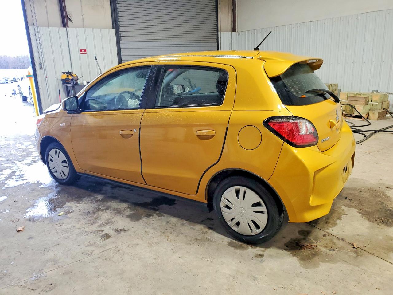 2024 MITSUBISHI MIRAGE ES photo 3