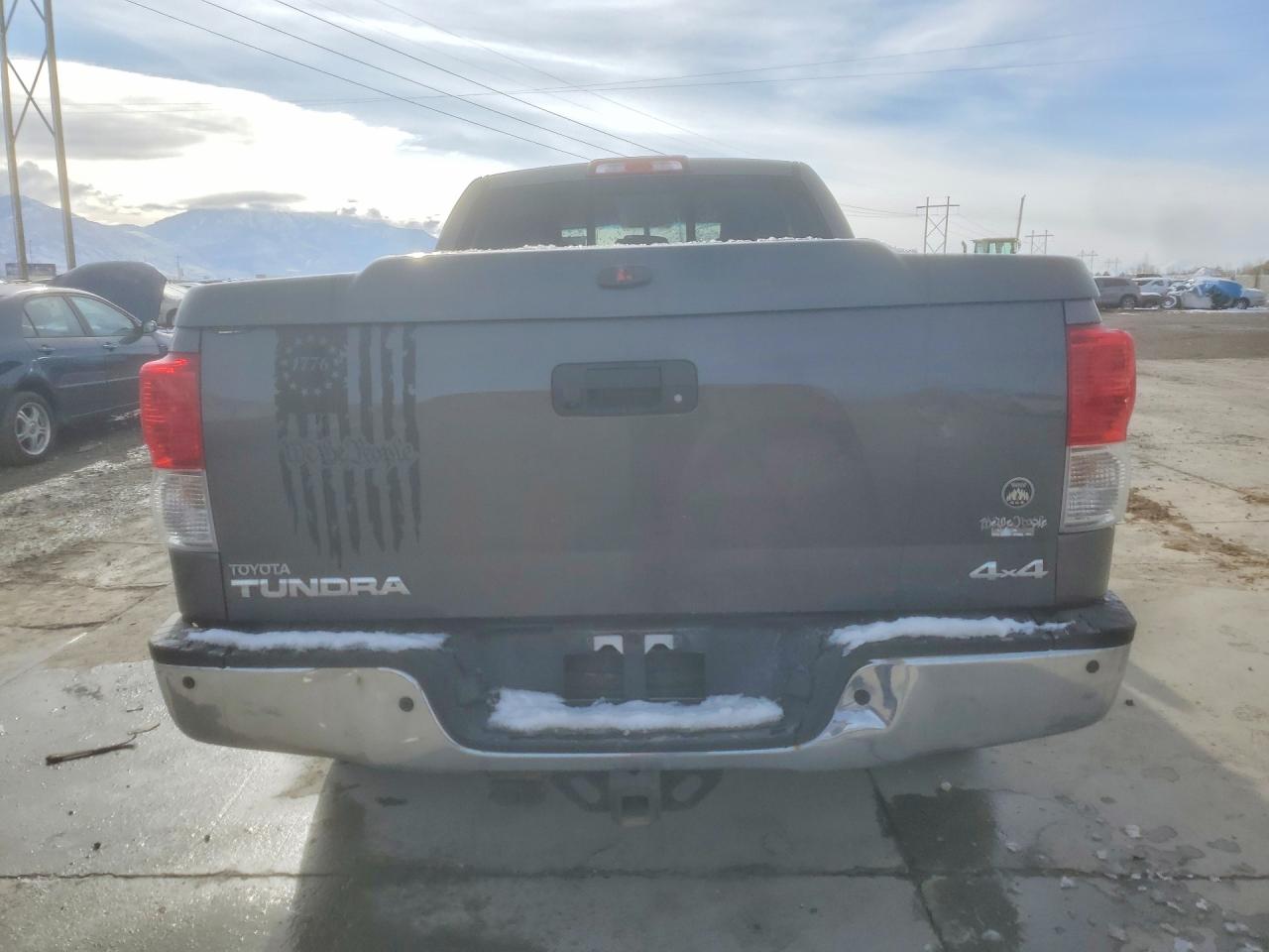 2012 TOYOTA TUNDRA photo 11