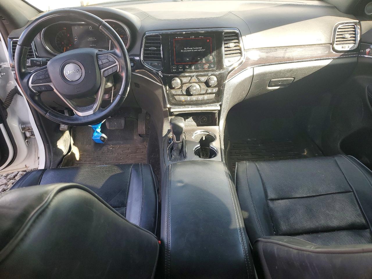 2020 JEEP GRAND CHEROKEE OVERLAND photo 8