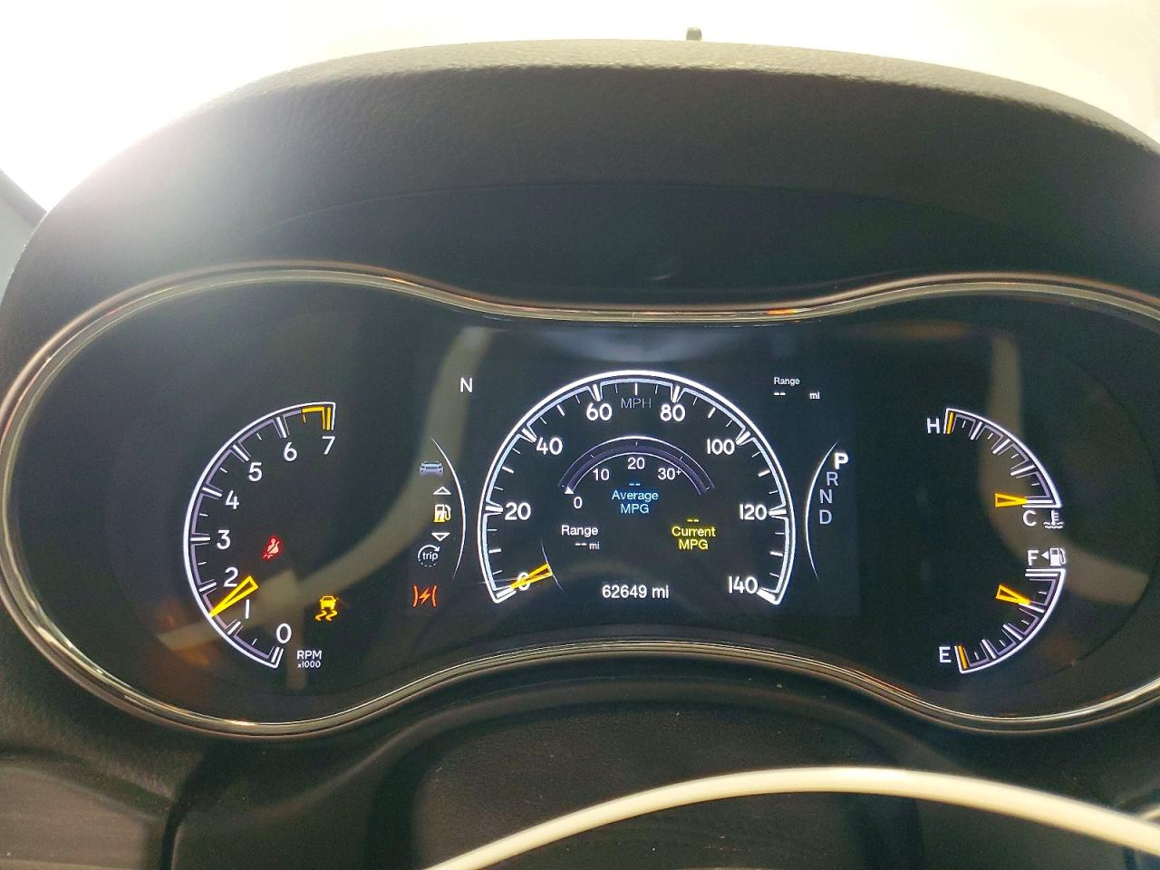 2019 JEEP GRAND CHEROKEE LAREDO photo 25