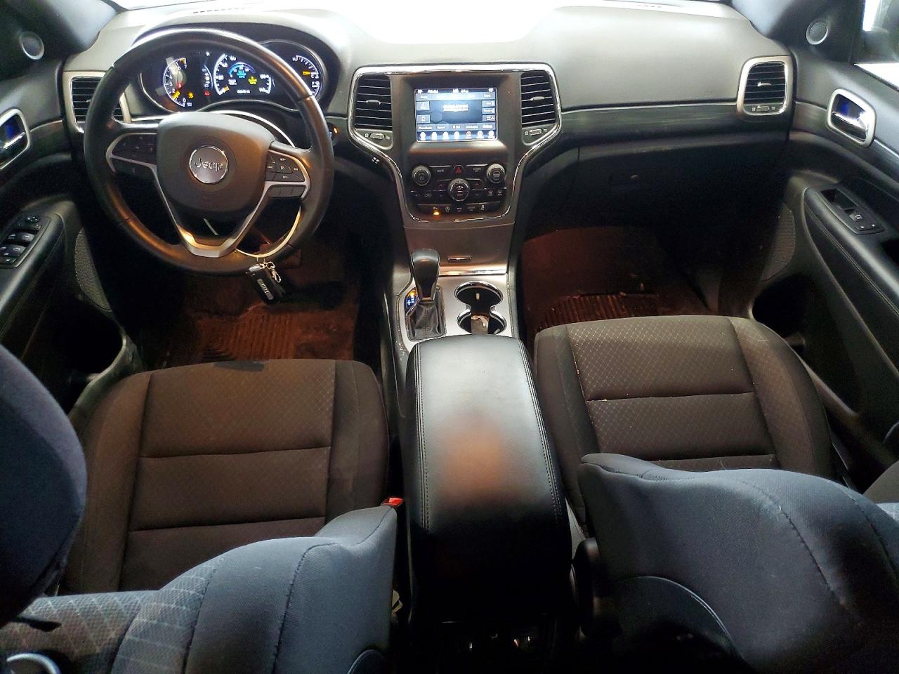 2019 JEEP GRAND CHEROKEE LAREDO photo 22