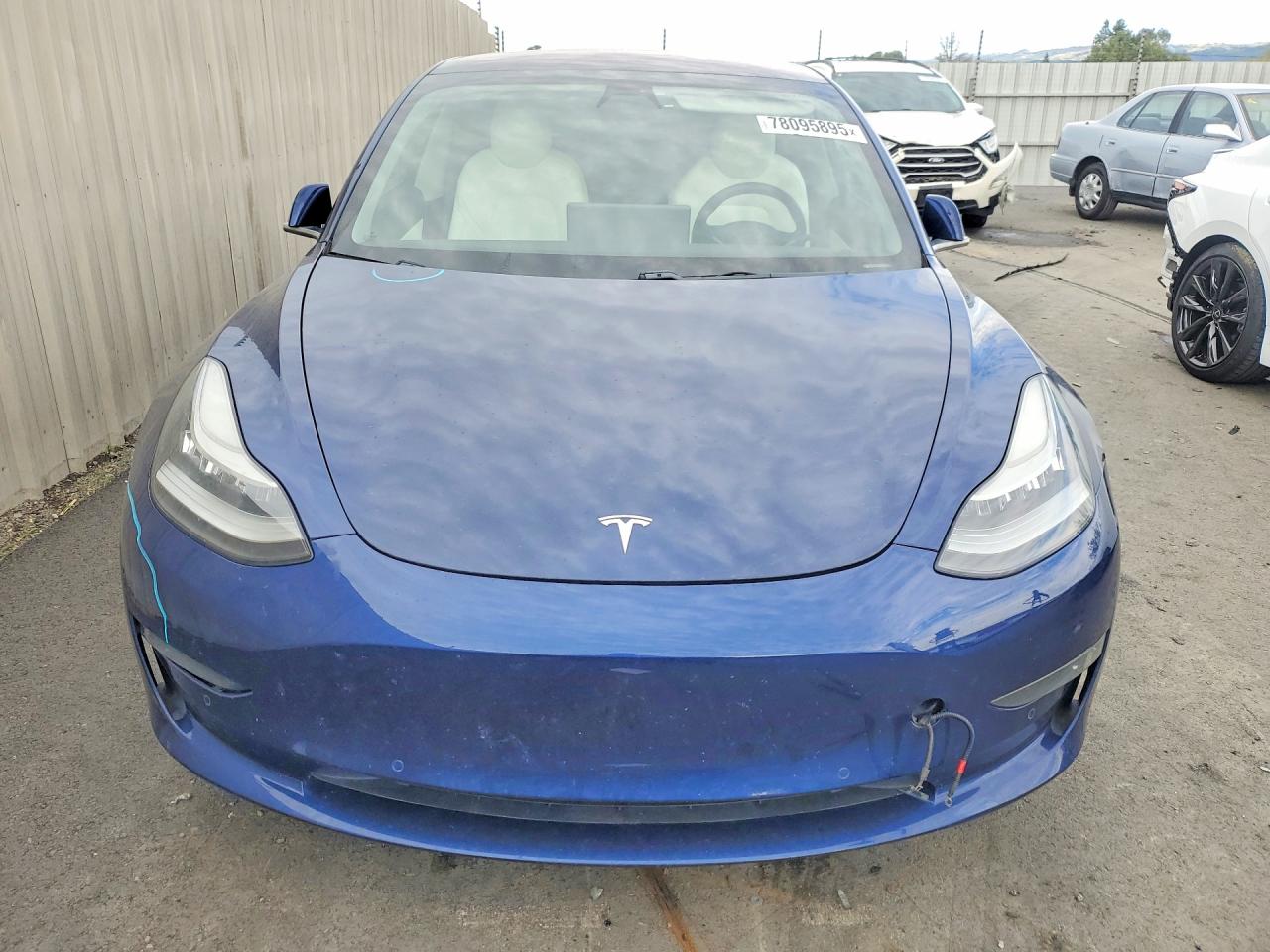 2018 TESLA MODEL 3 photo 5