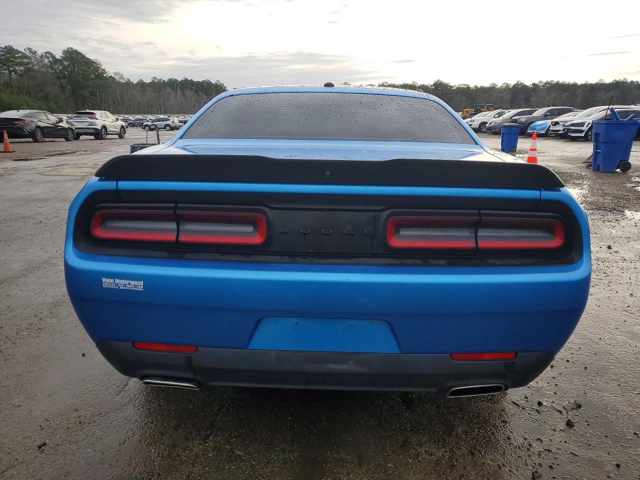 2023 DODGE CHALLENGER SXT photo 6