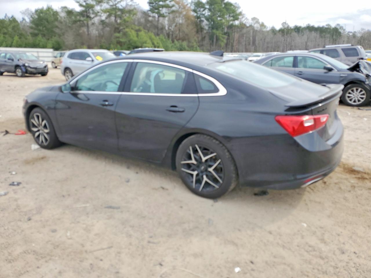2020 CHEVROLET MALIBU RS photo 3