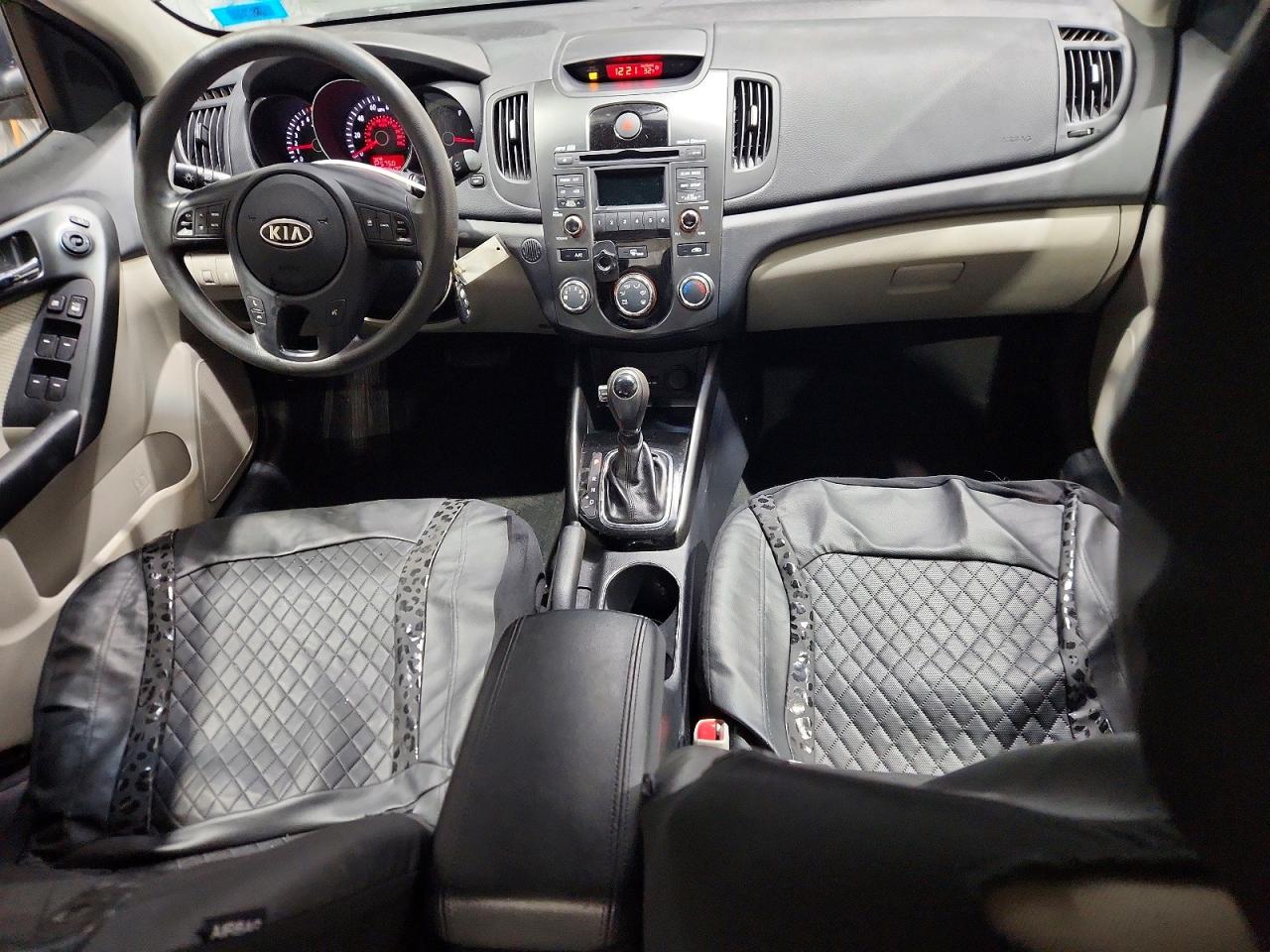 2013 KIA FORTE EX photo 22